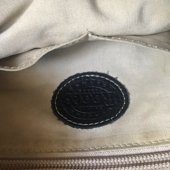 ROOTS crossbody leather buckle front purse black - Picture 6 of 6